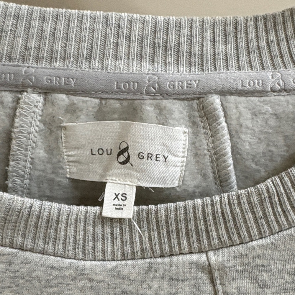 NWT Lou & Grey Piped Elite Sweatshirt Size XS - Picture 3 of 5